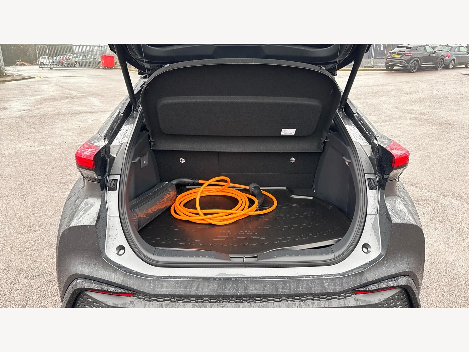 Used Toyota C-HR 2025 for sale - 77253795: Photo 16