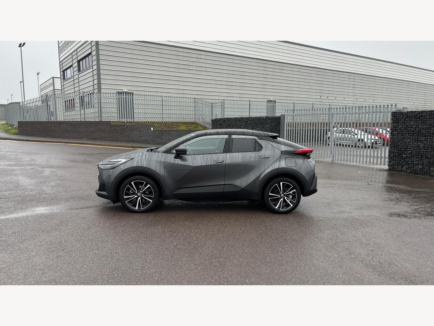 Used Toyota C-HR 2025 for sale - 77253795: Photo 19