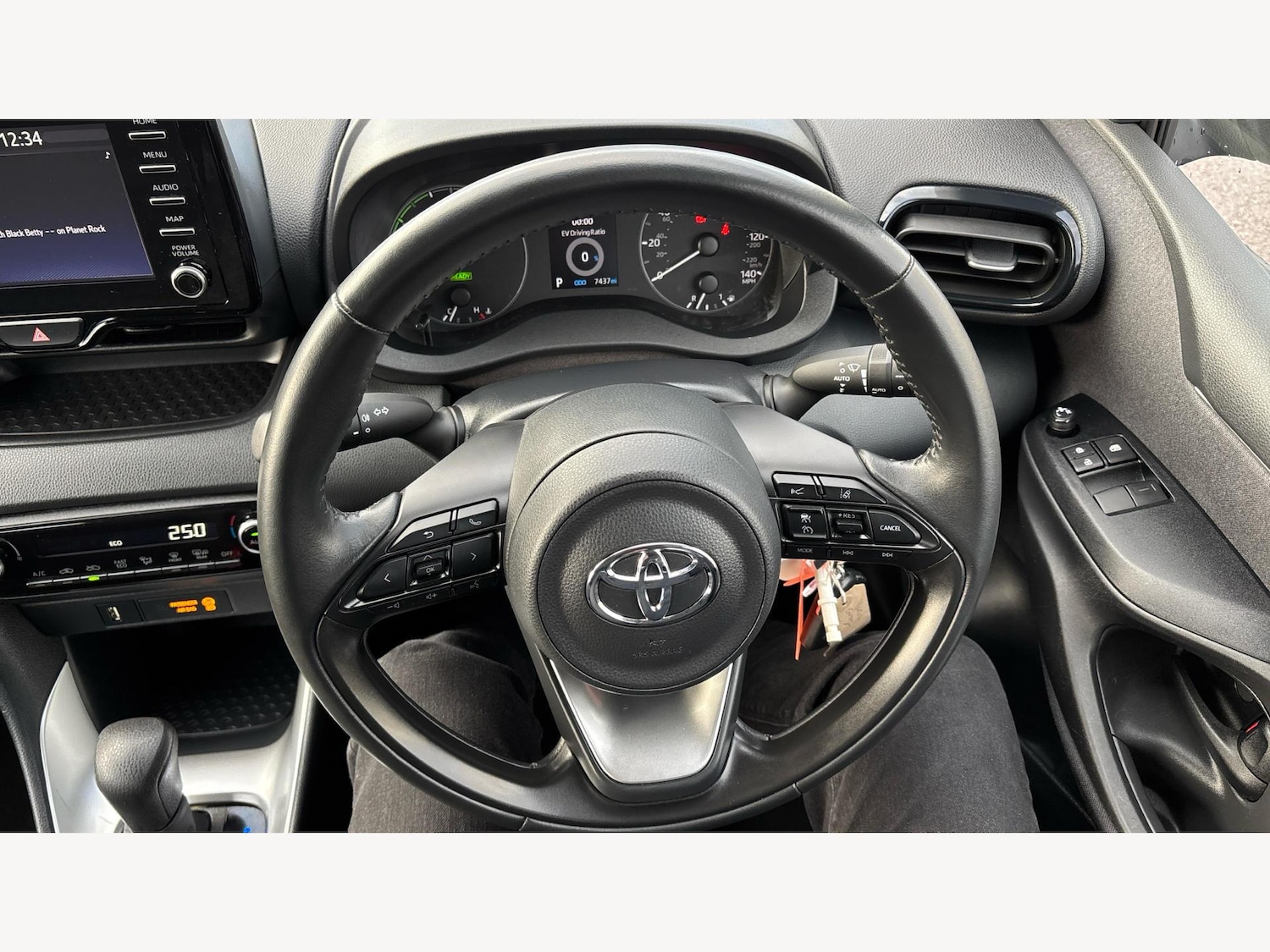 Used Toyota Yaris 2022 for sale - 77156616: Photo 10