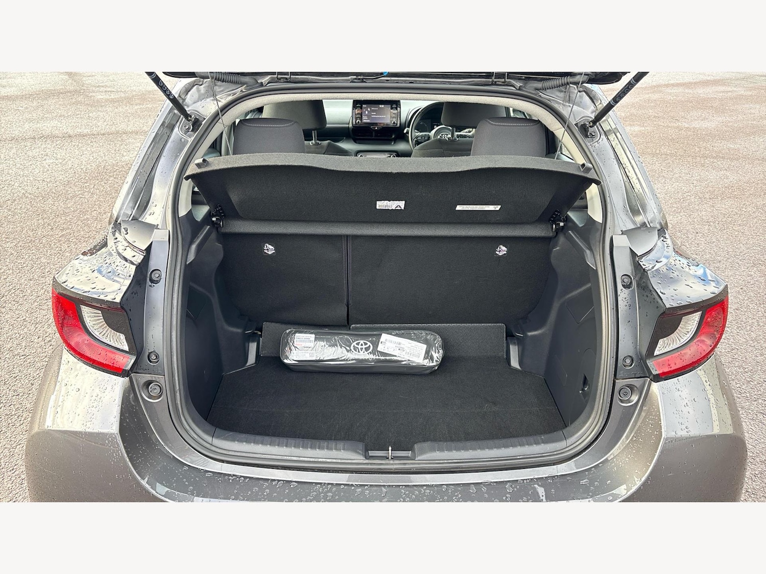 Used Toyota Yaris 2022 for sale - 77156616: Photo 16