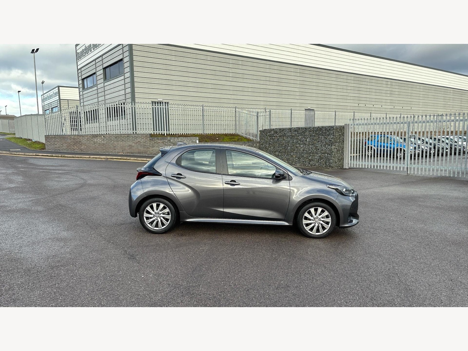 Used Toyota Yaris 2022 for sale - 77156616: Photo 18