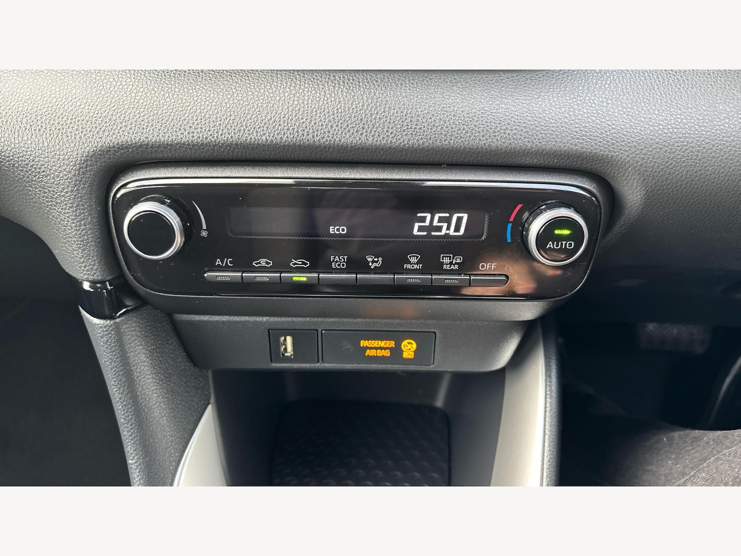 Used Toyota Yaris 2022 for sale - 77156616: Photo 23