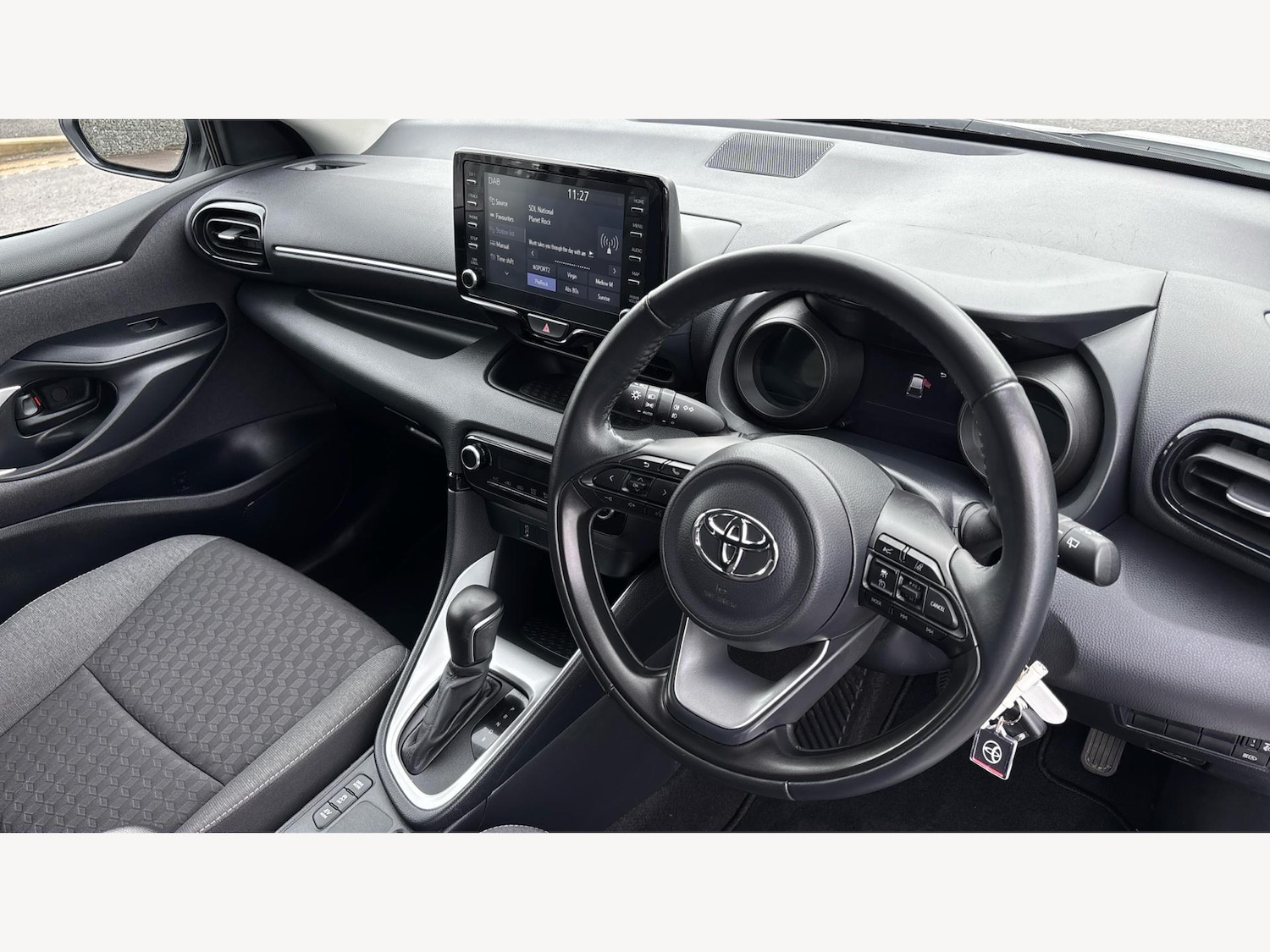 Used Toyota Yaris 2024 for sale - 77456370: Photo 13