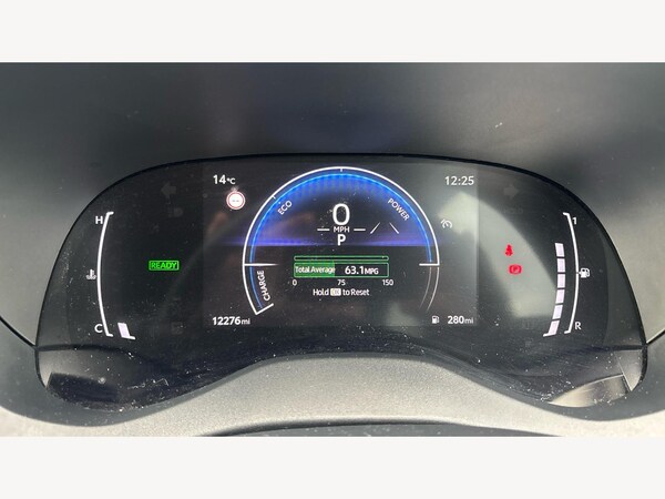 Used Toyota Yaris 2024 for sale - 76326282: Photo 11