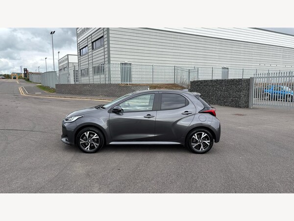 Used Toyota Yaris 2024 for sale - 76326282: Photo 19