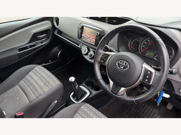 Used Toyota Yaris 2016 for sale - 76284146: Photo 13