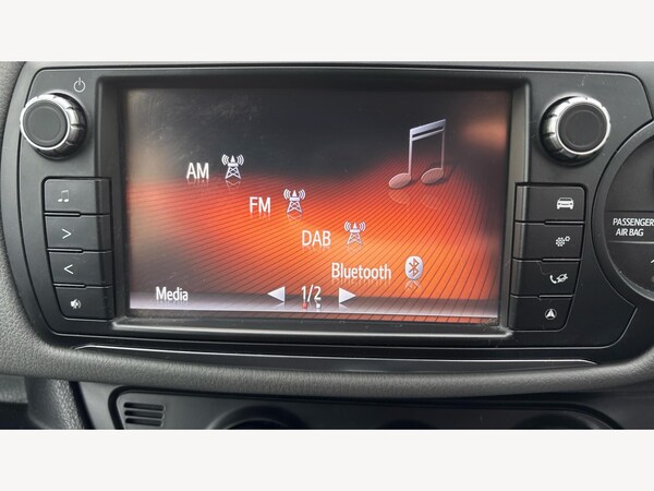Used Toyota Yaris 2016 for sale - 76284146: Photo 22