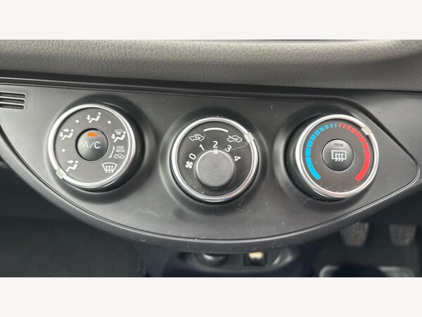 Used Toyota Yaris 2016 for sale - 76284146: Photo 23