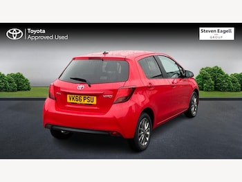 Used Toyota Yaris 2016 for sale - 76284146: Photo 2