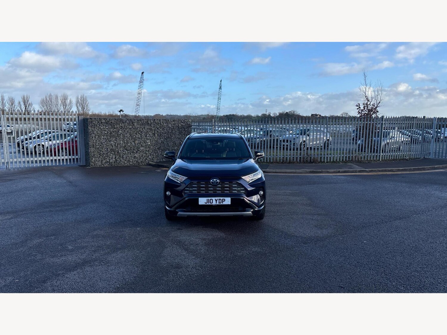 Used Toyota RAV4 2019 for sale - 76952351: Photo 17