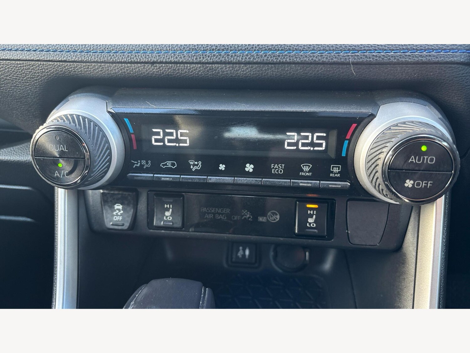 Used Toyota RAV4 2019 for sale - 76952351: Photo 23