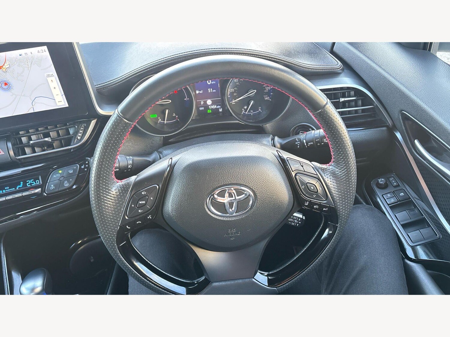 Used Toyota C-HR for sale - 77671464: Photo 10