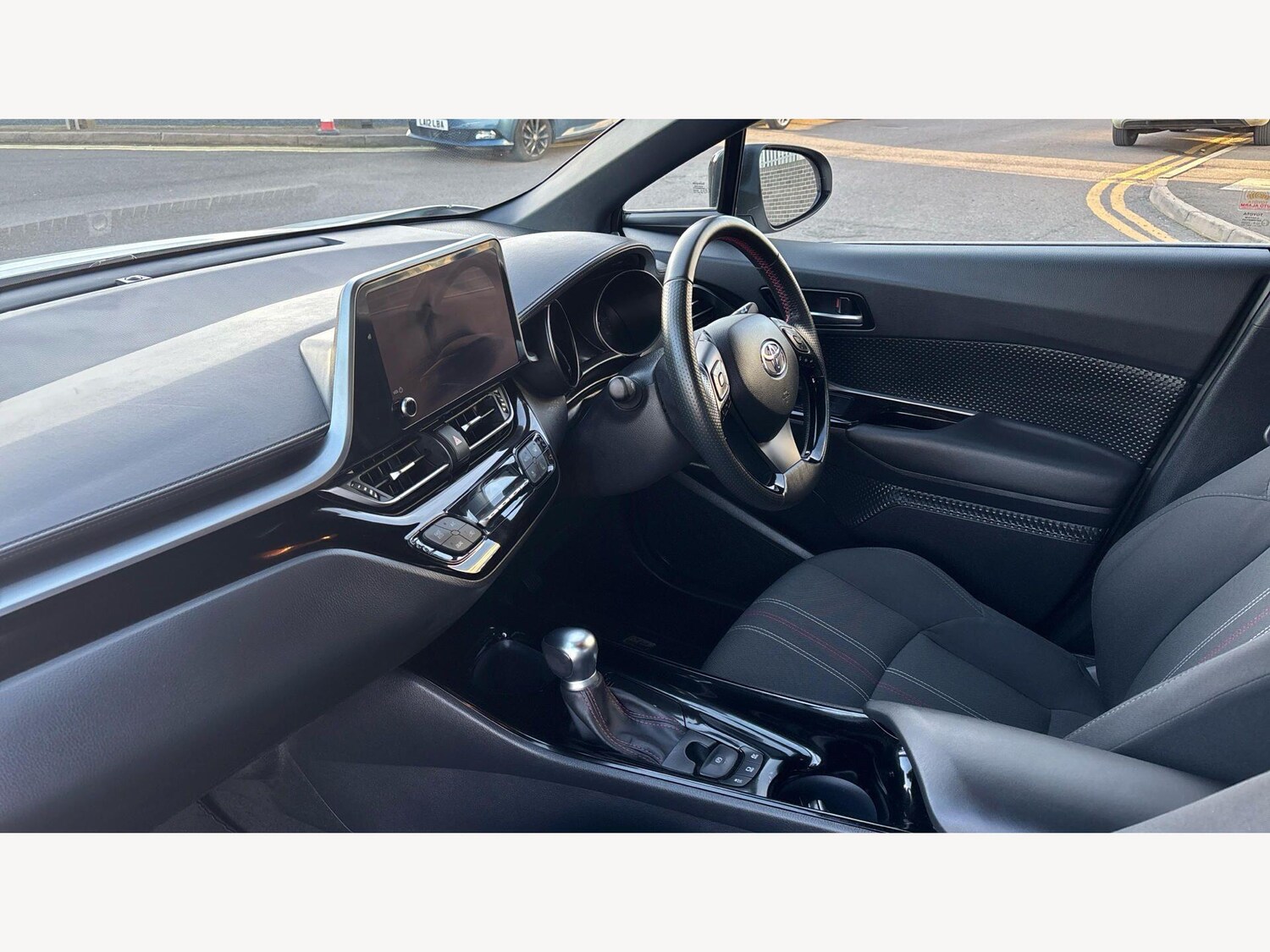 Used Toyota C-HR for sale - 77671464: Photo 12