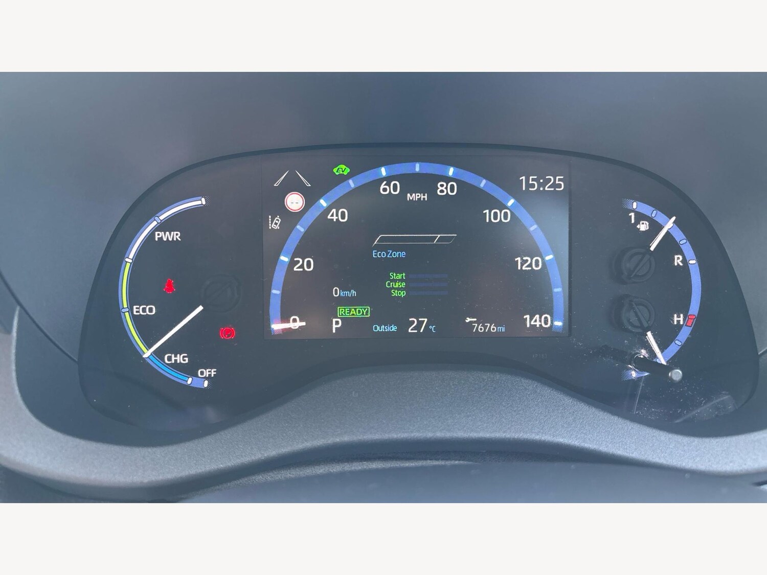 Used Toyota Yaris Cross 2024 for sale - 76456718: Photo 11