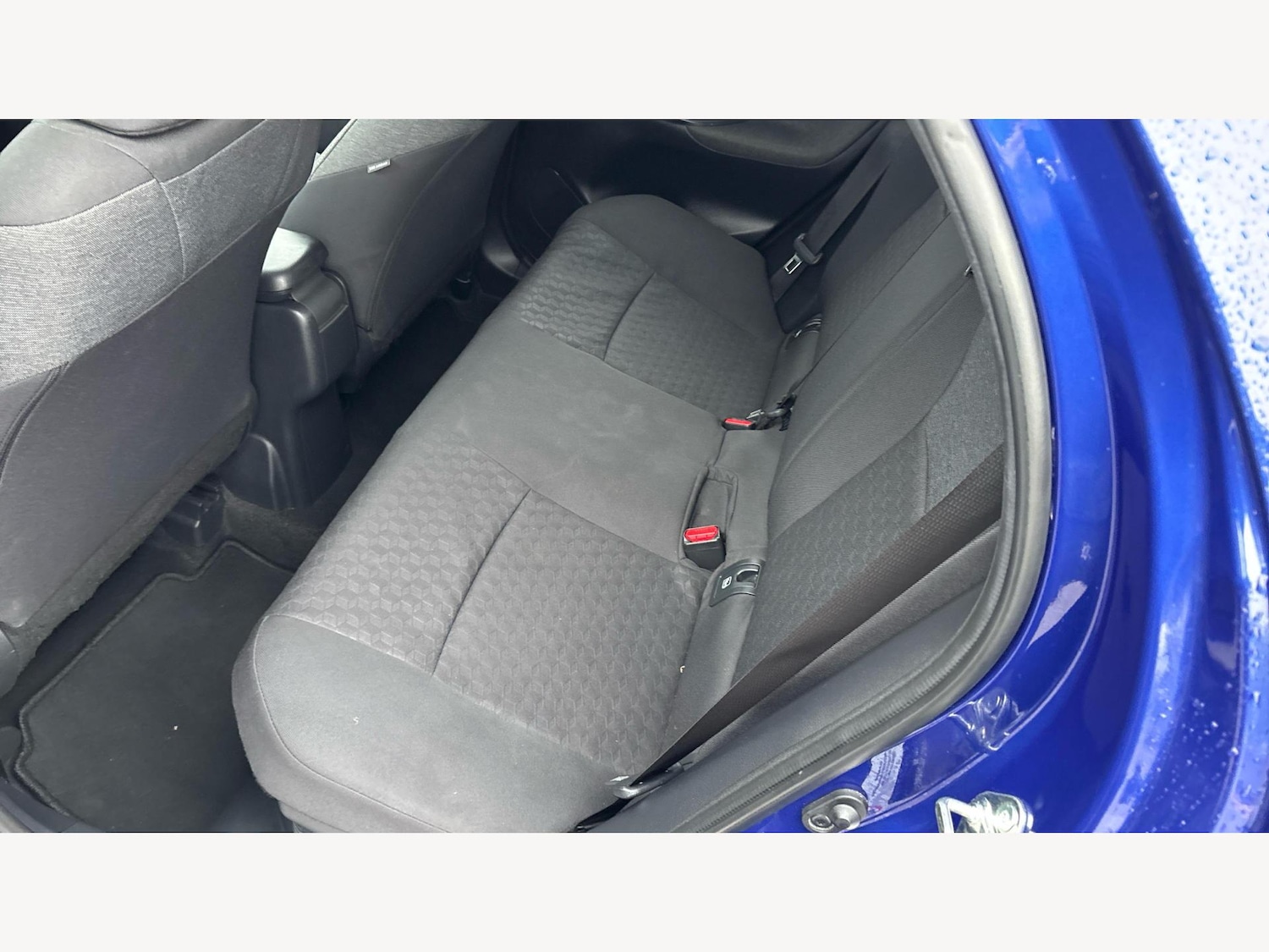 Used Toyota Yaris 2022 for sale - 77091529: Photo 15