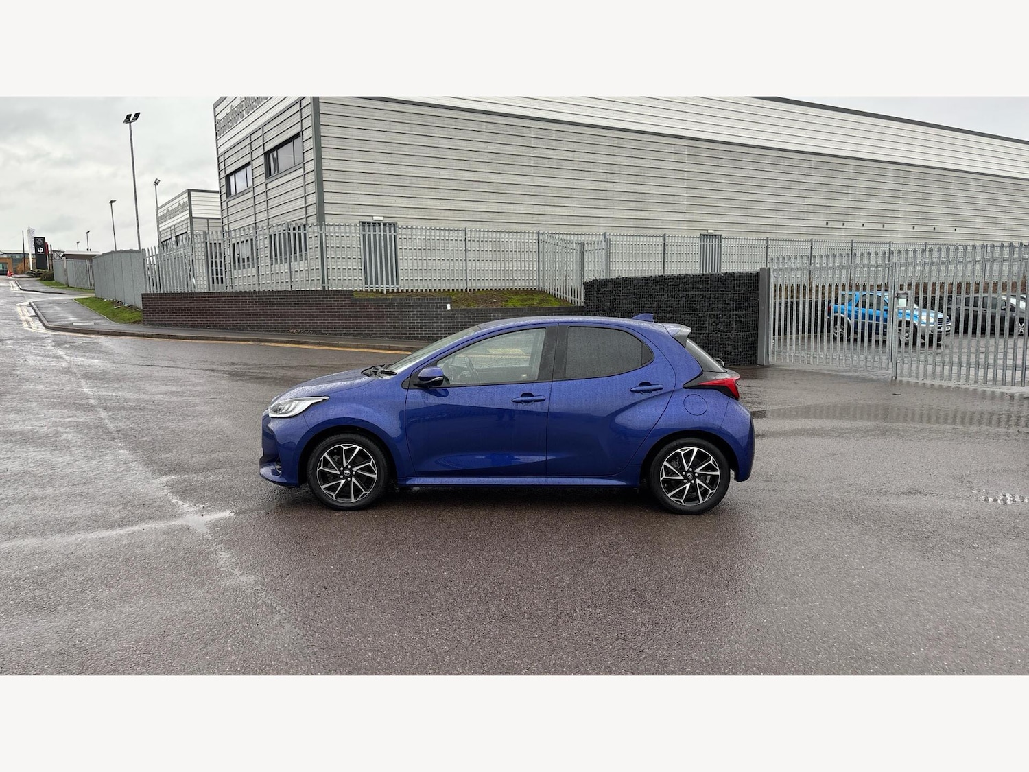 Used Toyota Yaris 2022 for sale - 77091529: Photo 19