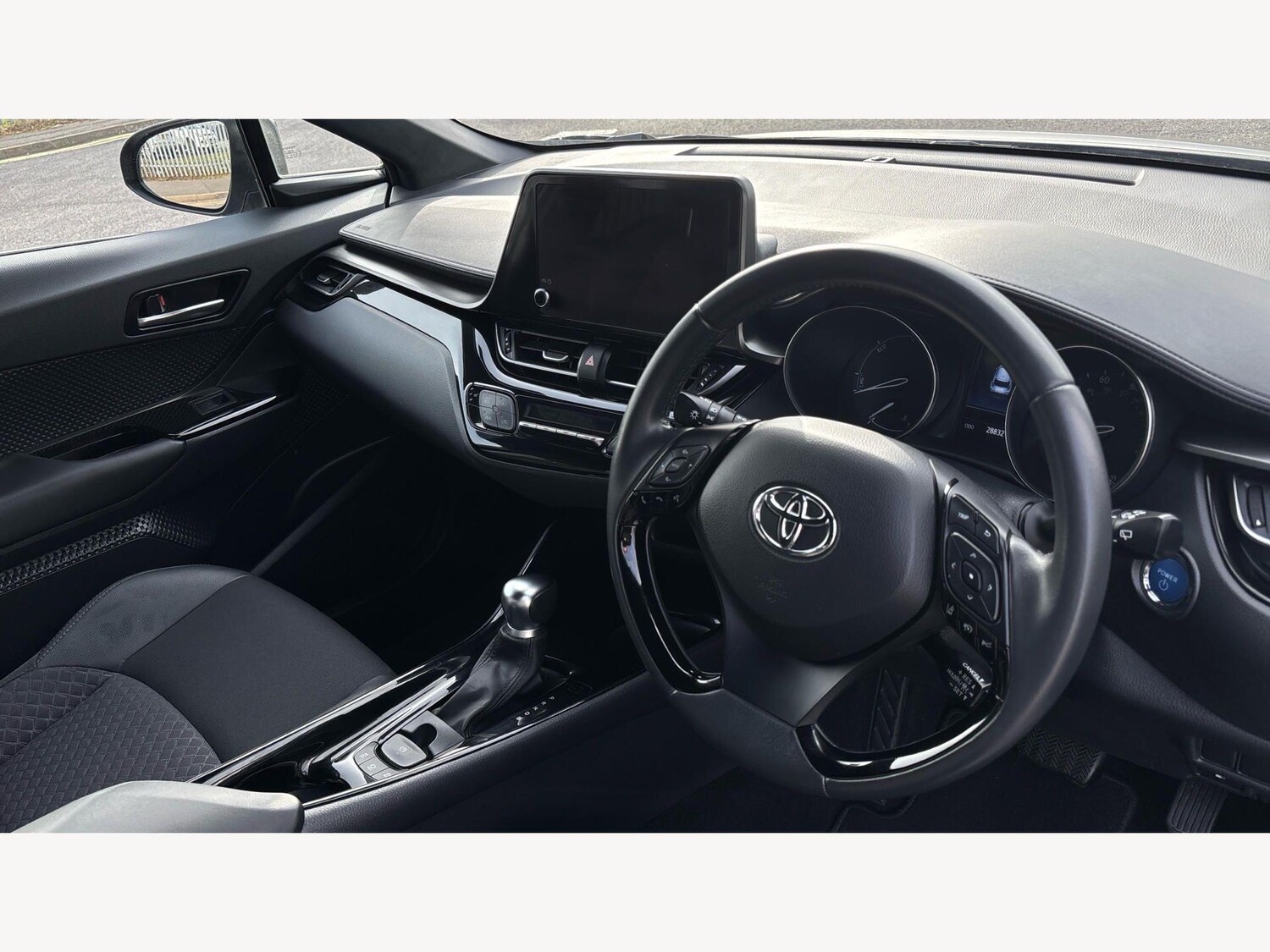 Used Toyota C-HR for sale - 77898323: Photo 13