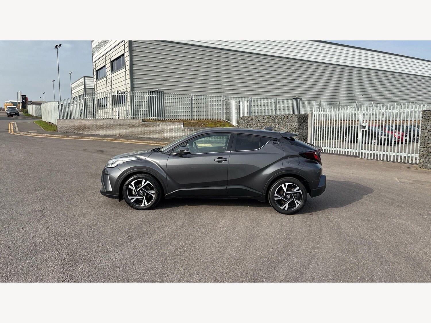 Used Toyota C-HR for sale - 77898323: Photo 19