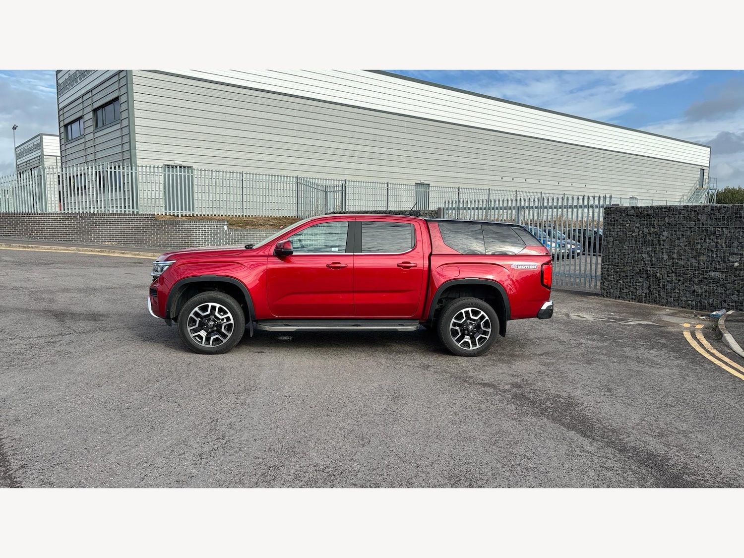 Used Volkswagen Amarok 2024 for sale - 76188658: Photo 19
