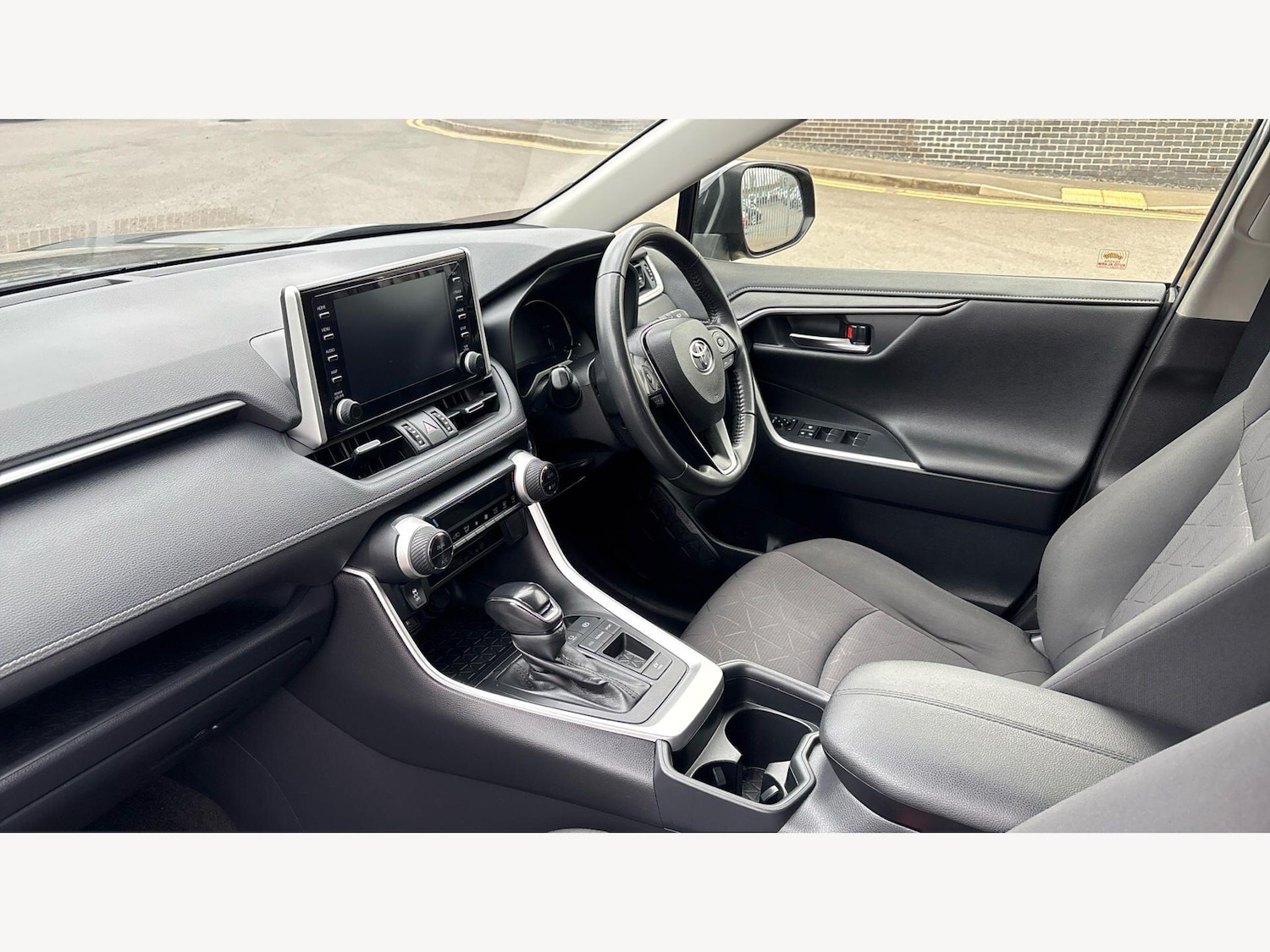 Used Toyota RAV4 2021 for sale - 77695740: Photo 12