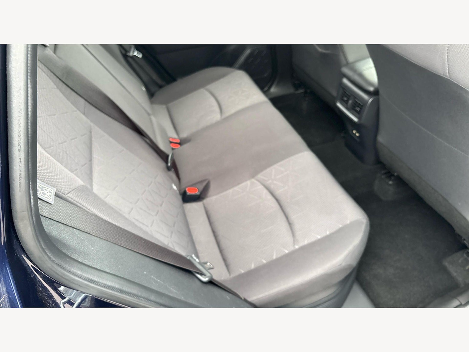 Used Toyota RAV4 2021 for sale - 77695740: Photo 14