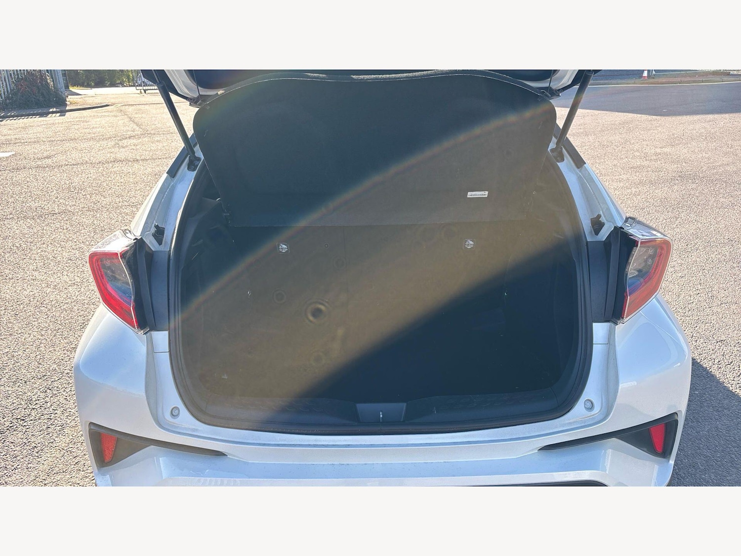 Used Toyota C-HR 2019 for sale - 78006921: Photo 16