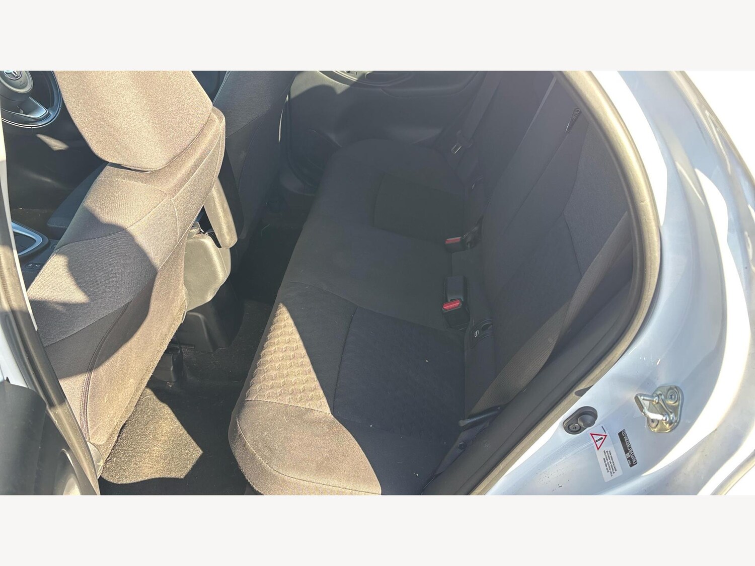 Used Toyota Yaris 2023 for sale - 77478597: Photo 15