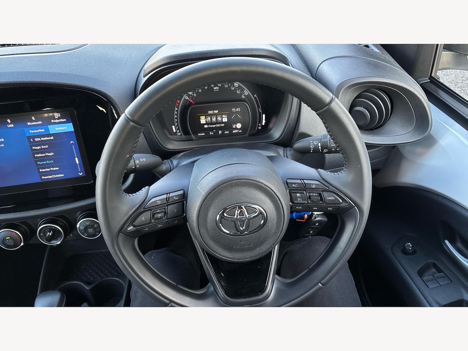 Used Toyota Aygo X 2024 for sale - 76689007: Photo 10