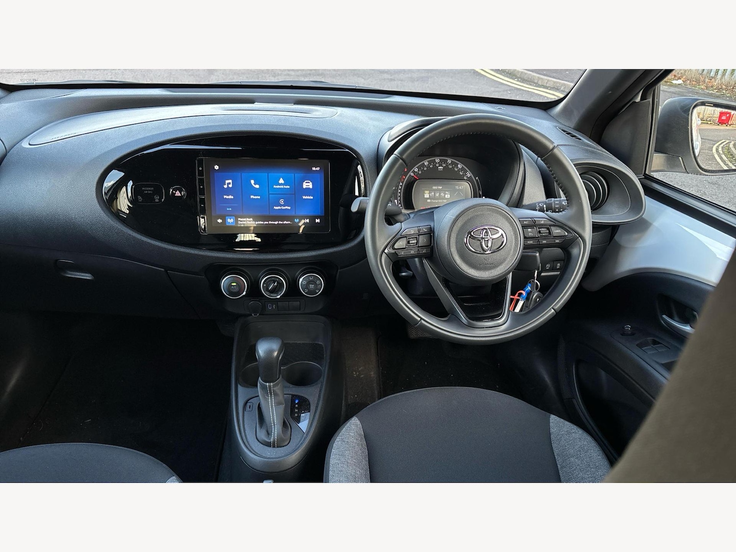 Used Toyota Aygo X 2024 for sale - 76689007: Photo 7