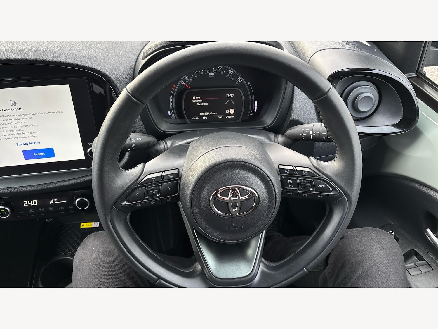 Used Toyota Aygo X 2025 for sale - 76765272: Photo 10