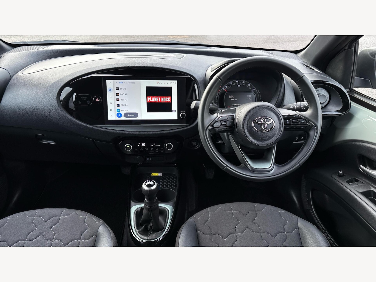 Used Toyota Aygo X 2025 for sale - 76765272: Photo 7