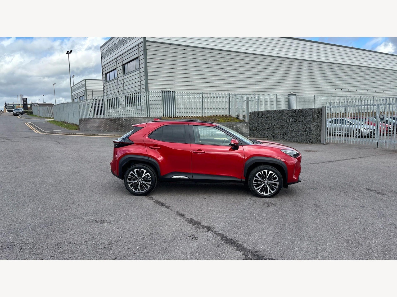 Used Toyota Yaris Cross 2024 for sale - 77839974: Photo 18