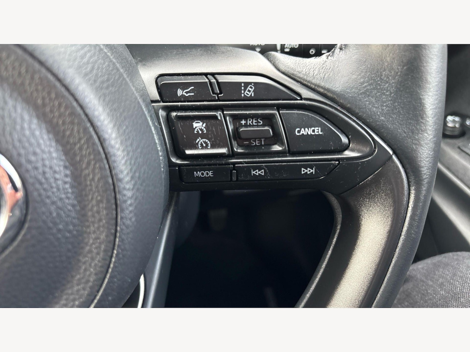 Used Toyota Yaris Cross 2024 for sale - 77839974: Photo 25