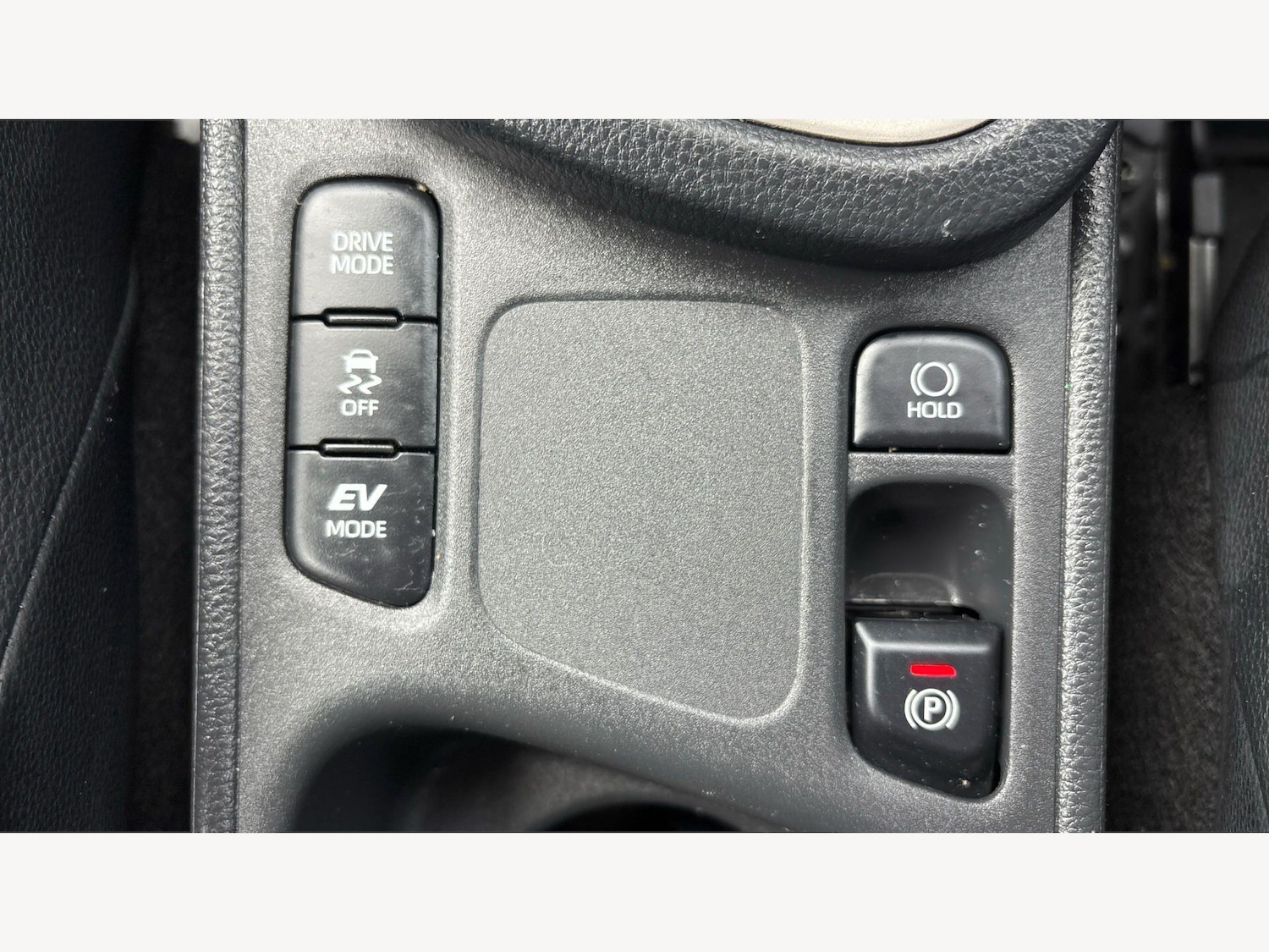 Used Toyota Yaris Cross 2024 for sale - 77839974: Photo 26