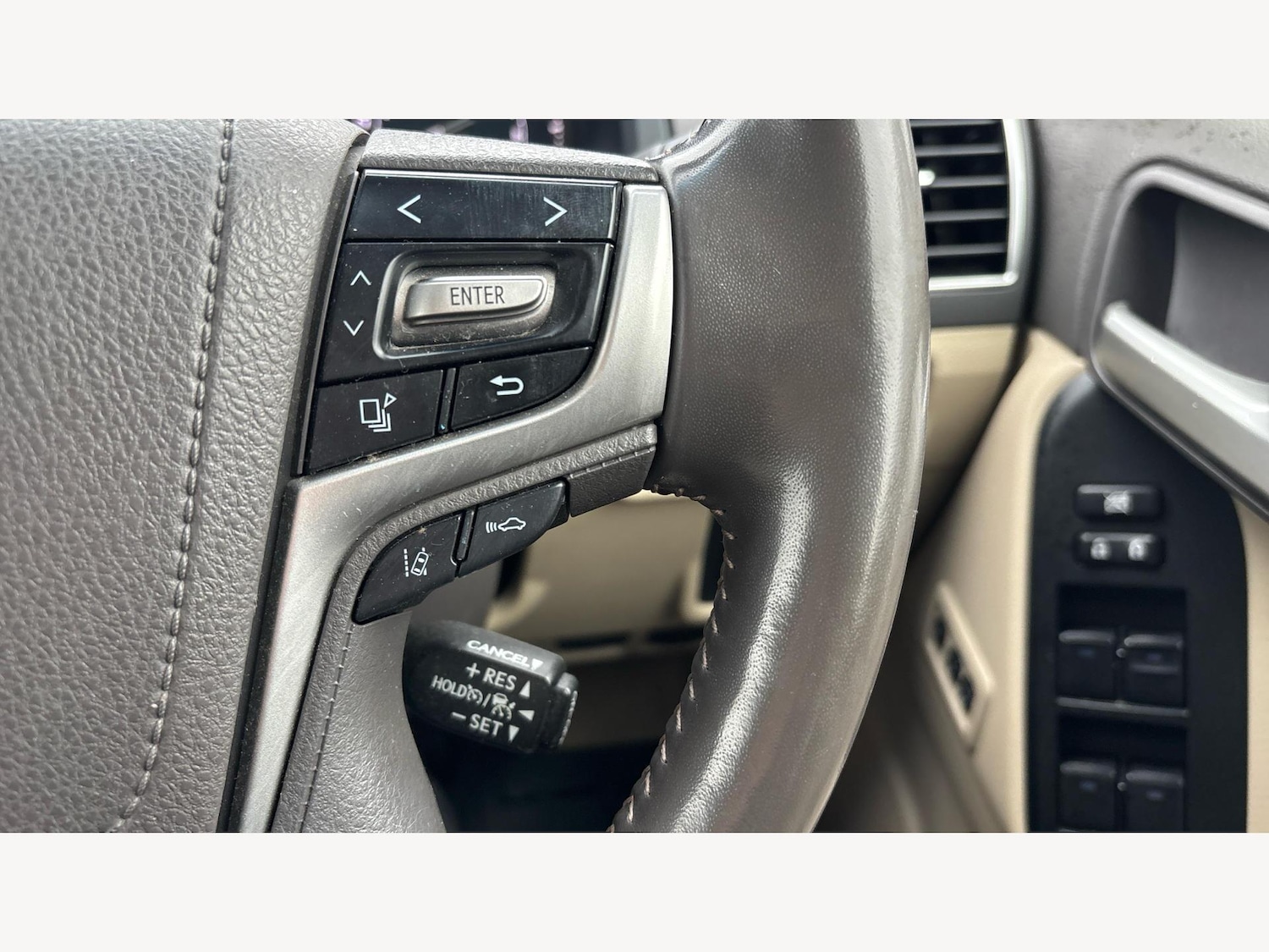 Used Toyota Land Cruiser 2022 for sale - 77523746: Photo 24