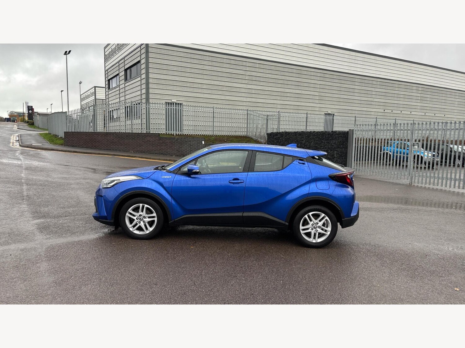 Used Toyota C-HR 2022 for sale - 76584260: Photo 19