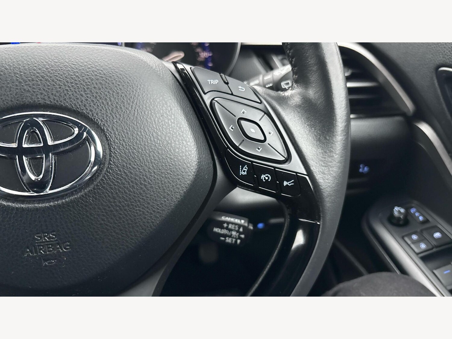 Used Toyota C-HR 2022 for sale - 76584260: Photo 25