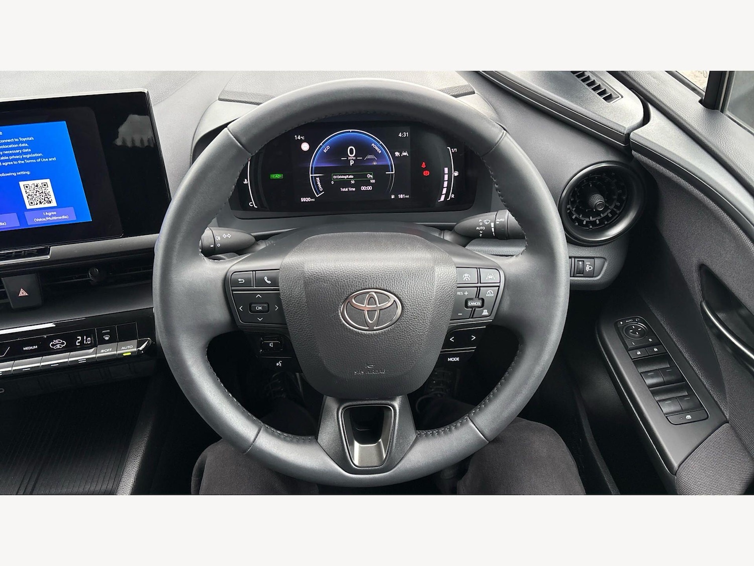 Used Toyota C-HR 2024 for sale - 78020149: Photo 10