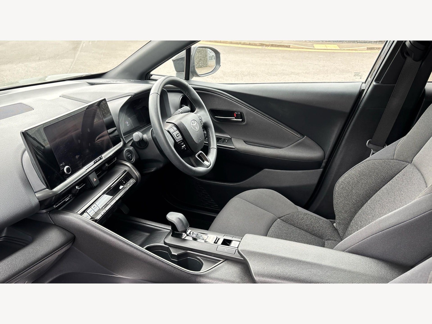 Used Toyota C-HR 2024 for sale - 78020149: Photo 12