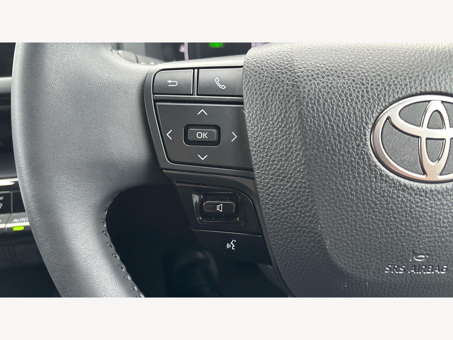 Used Toyota C-HR 2024 for sale - 78020149: Photo 24