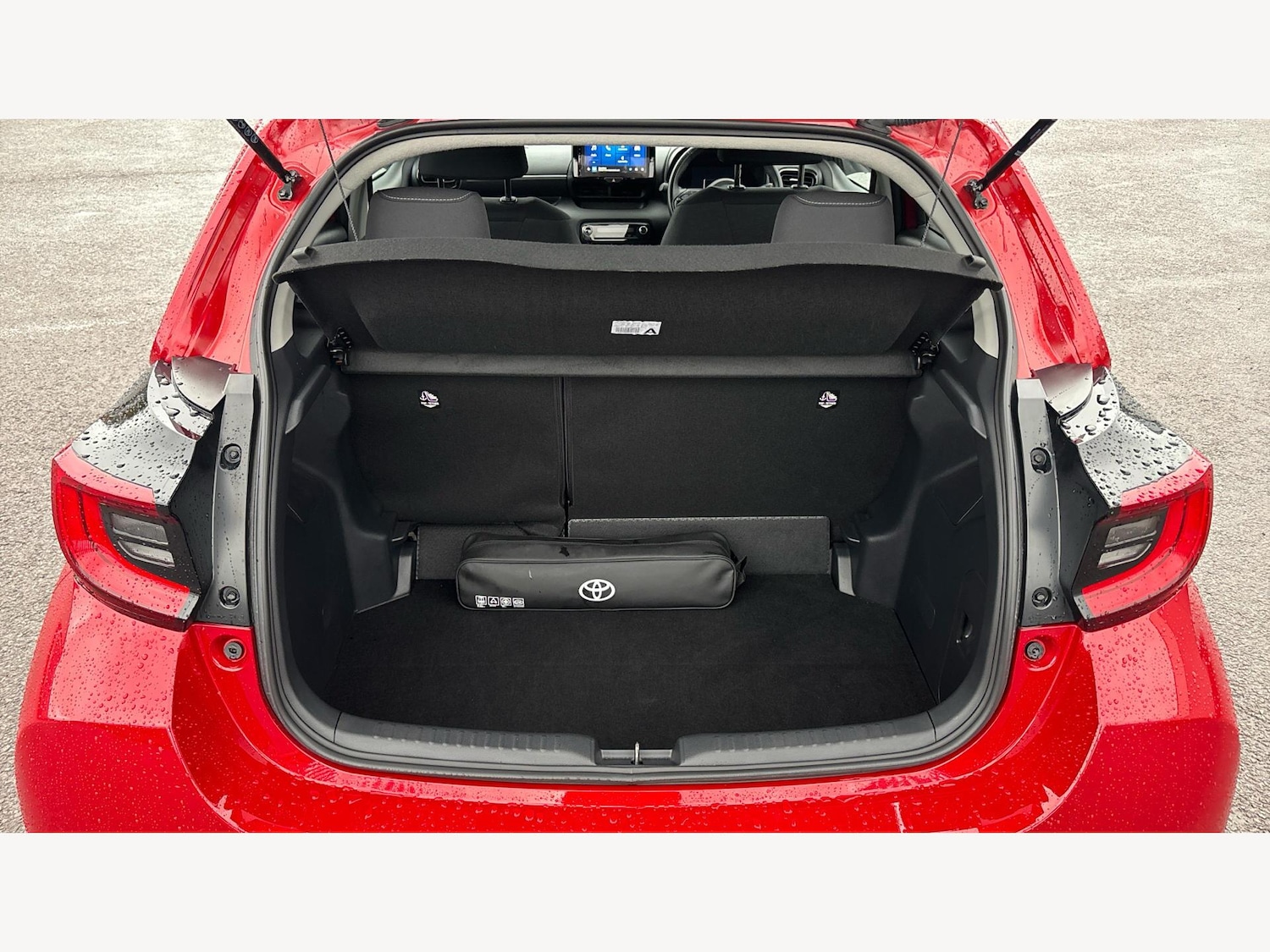 Used Toyota Yaris 2024 for sale - 76802250: Photo 16