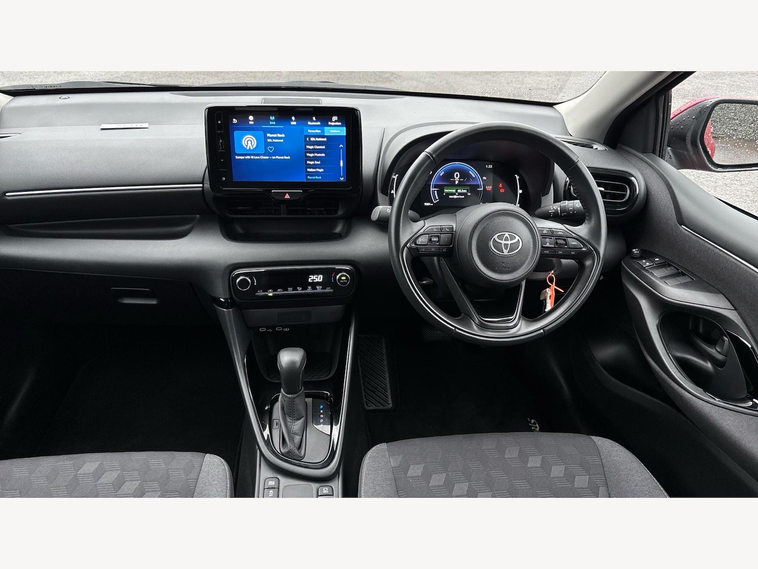 Used Toyota Yaris 2024 for sale - 76802250: Photo 7