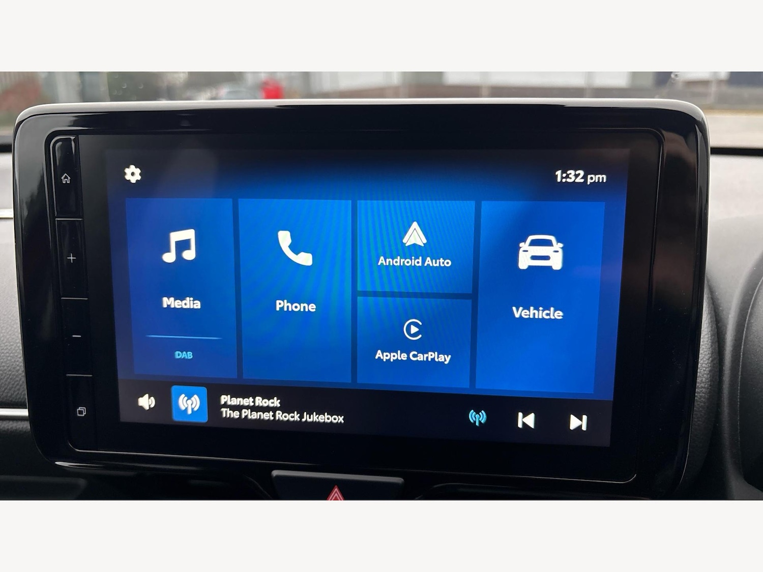 Used Toyota Yaris 2024 for sale - 76802250: Photo 9