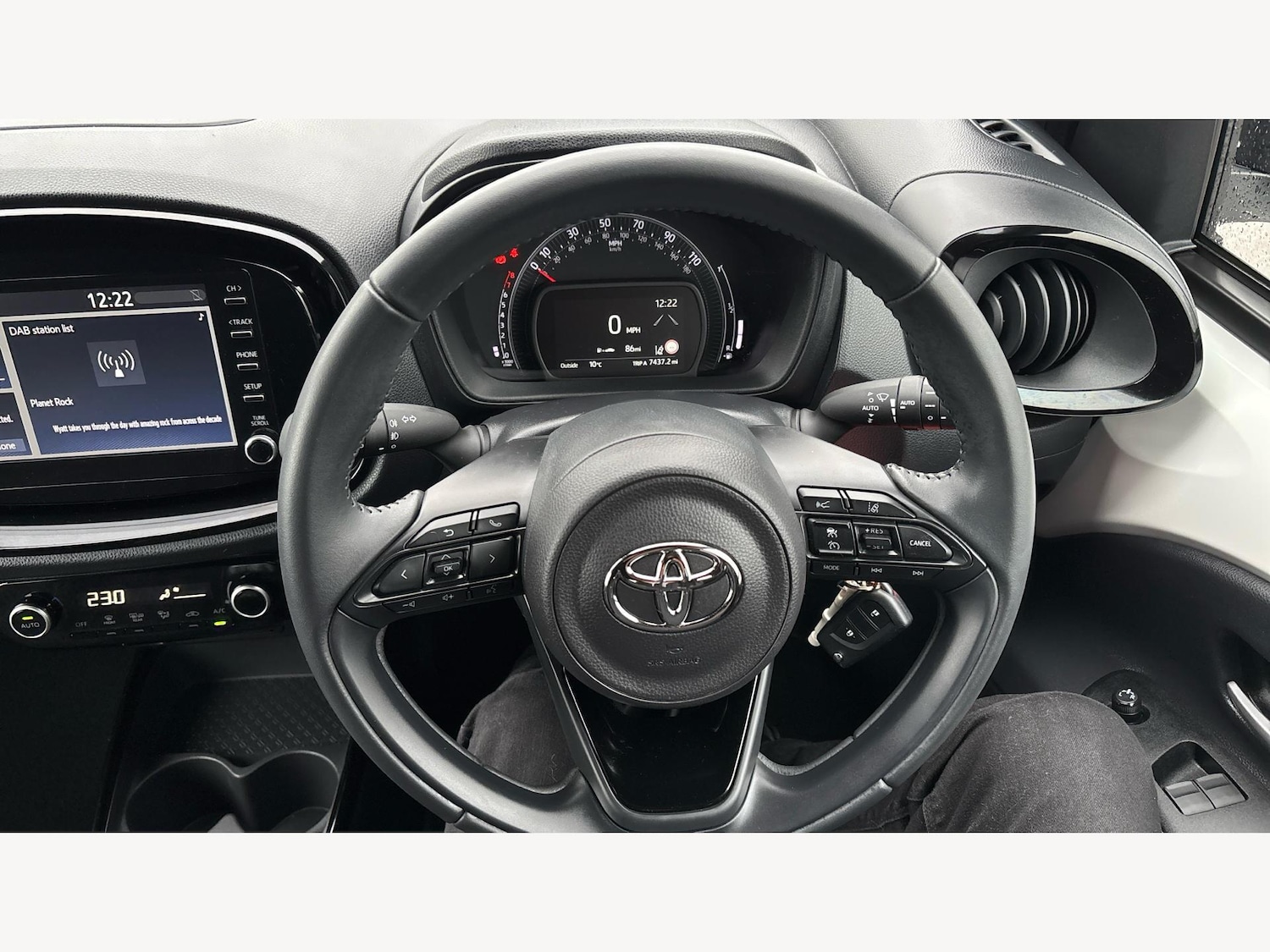 Used Toyota Aygo X 2023 for sale - 76457082: Photo 10