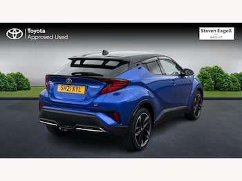 Used Toyota C-HR 2021 for sale - 78934000: Photo