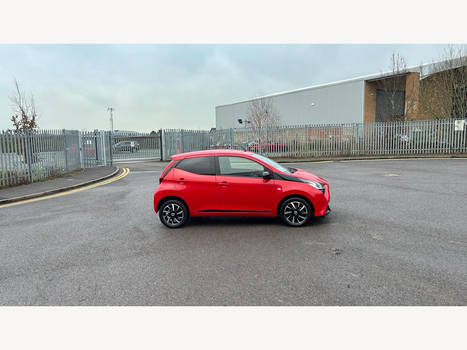 Used Toyota AYGO 2021 for sale - 77050285: Photo 18