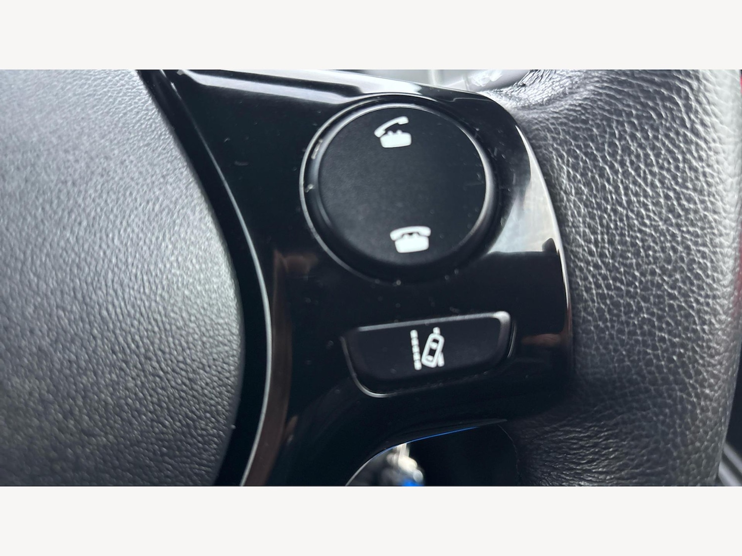 Used Toyota AYGO 2021 for sale - 77050285: Photo 25