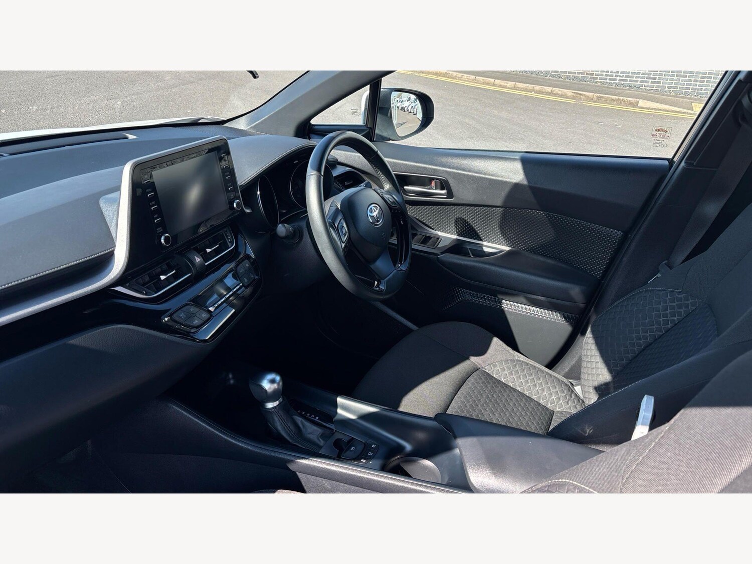 Used Toyota C-HR for sale - 77970634: Photo 12