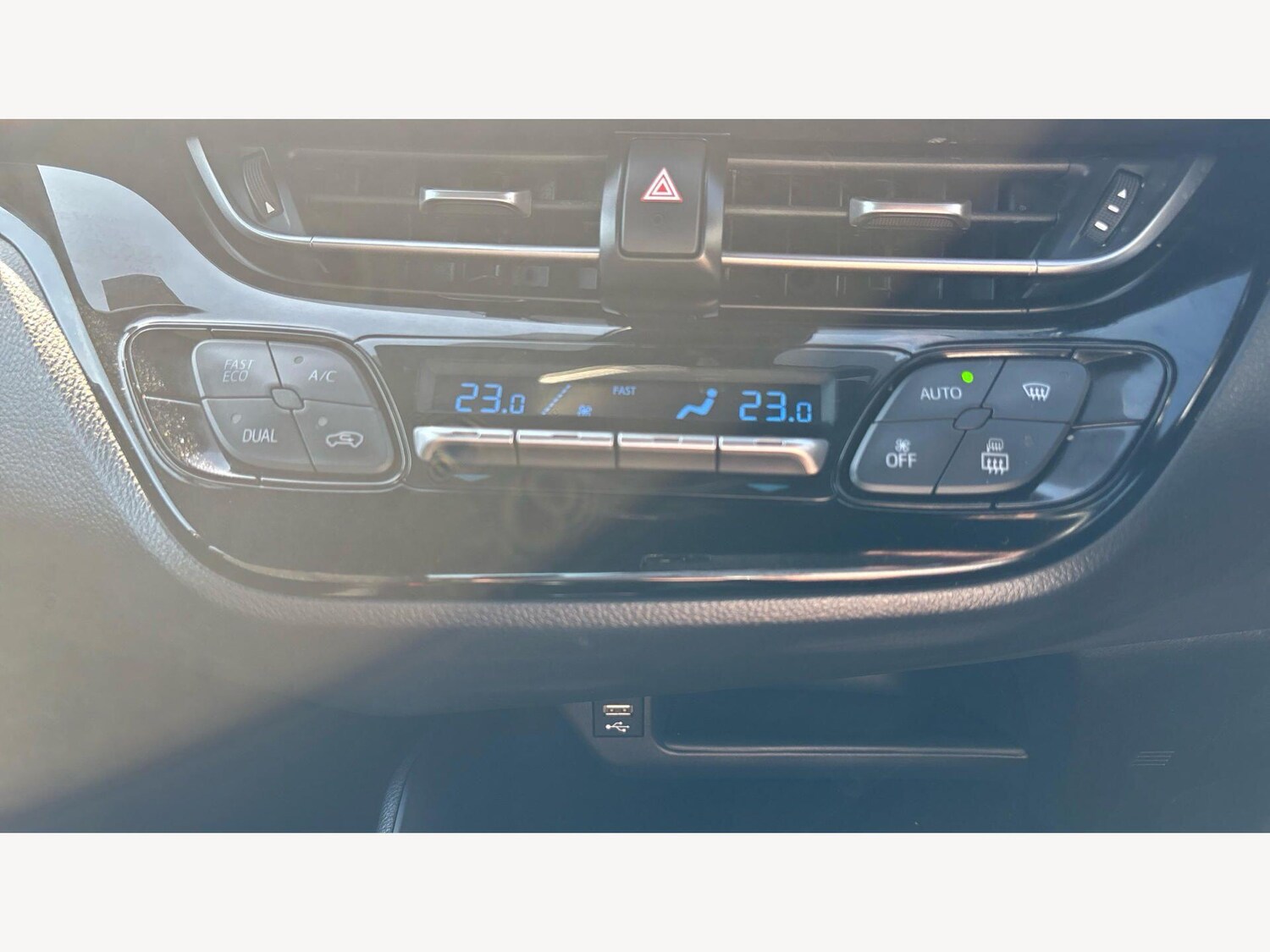 Used Toyota C-HR for sale - 77970634: Photo 23