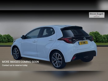 Used Toyota Yaris 2021 for sale - 75623112: Photo